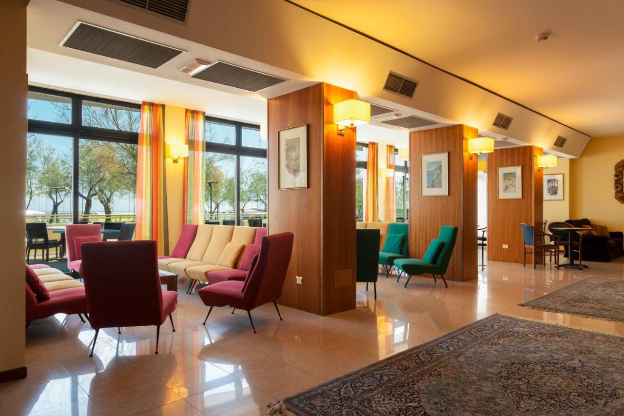 Hotel Atlantic Vista Mare بيزارو المظهر الخارجي الصورة