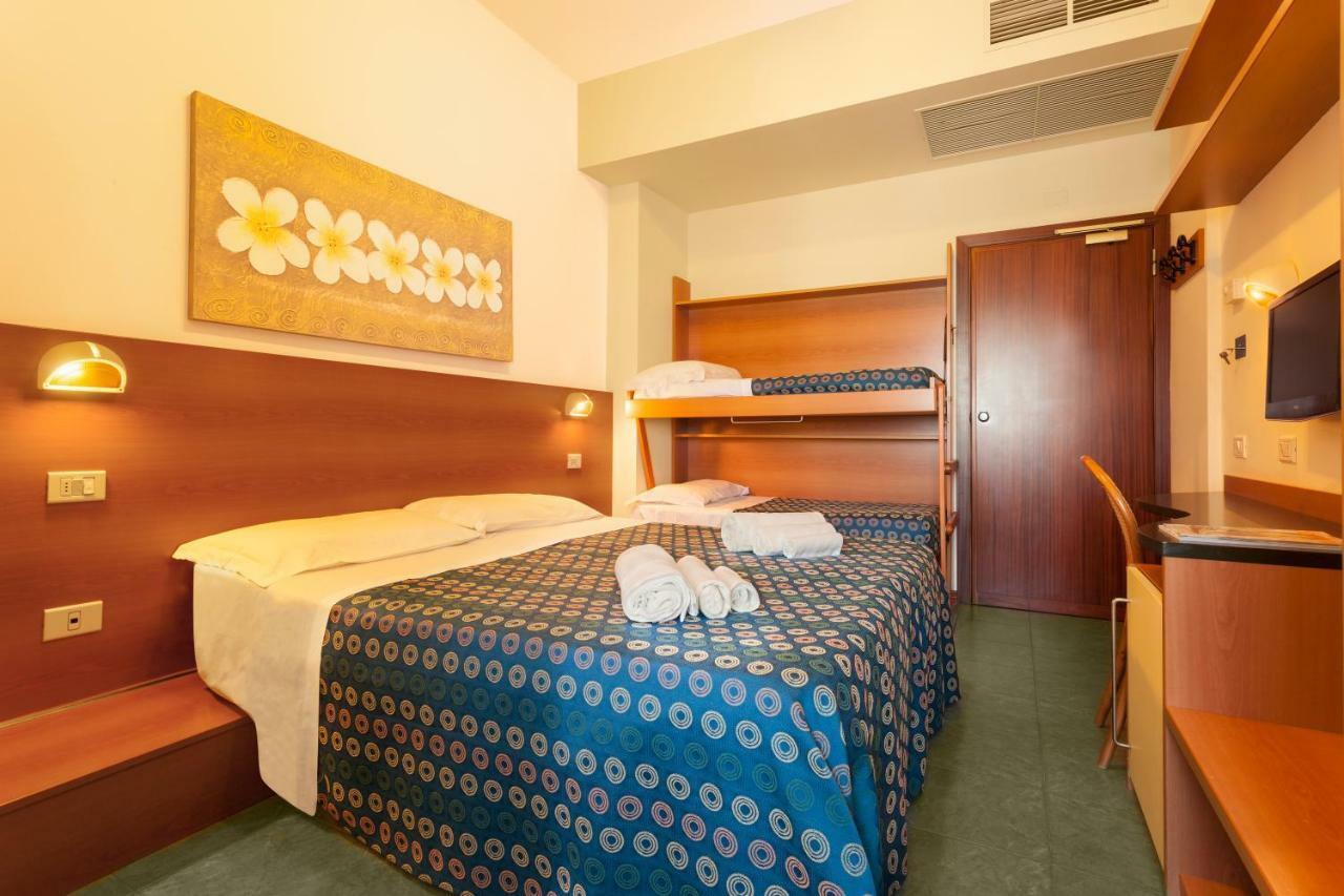 Hotel Atlantic Vista Mare بيزارو المظهر الخارجي الصورة