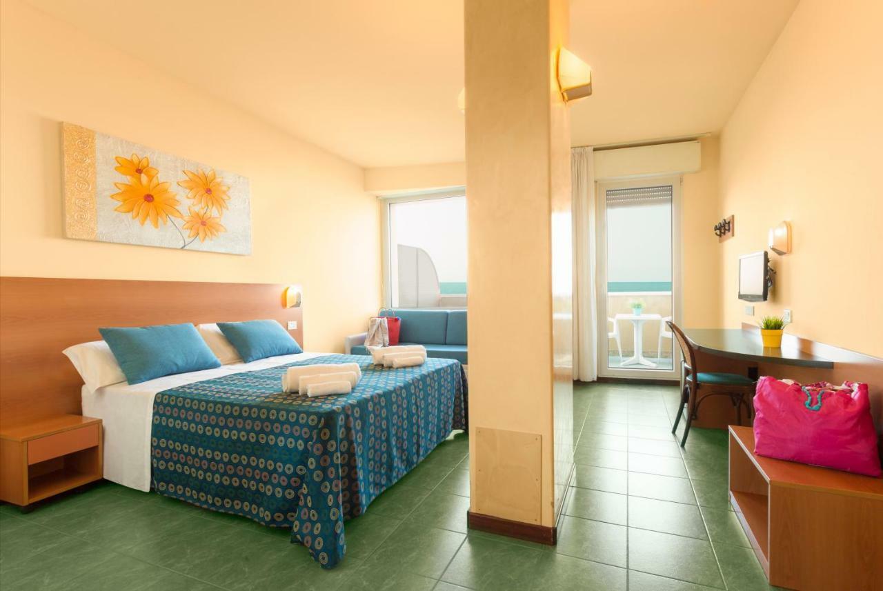 Hotel Atlantic Vista Mare بيزارو المظهر الخارجي الصورة