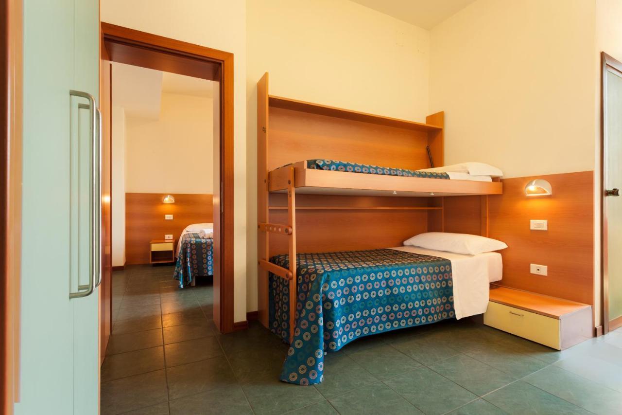 Hotel Atlantic Vista Mare بيزارو المظهر الخارجي الصورة